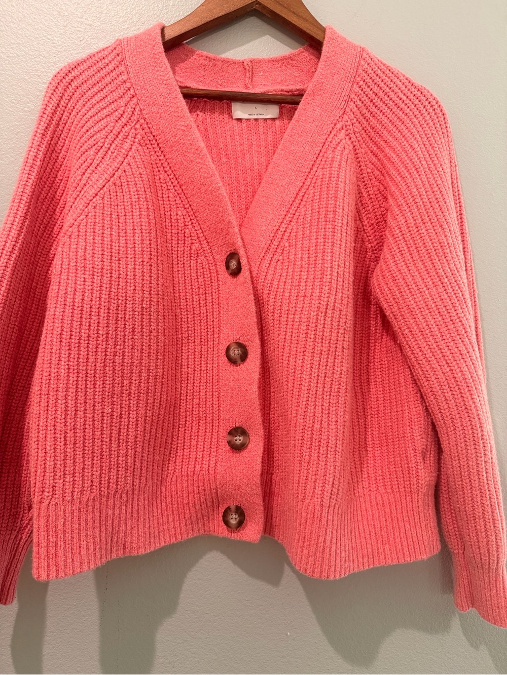 Old Navy Coral Pink Ribbed Sweater V-Neck Button Button Cardigan Wool Blend L